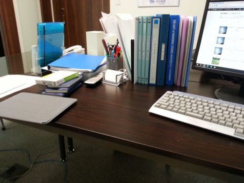 desk-before