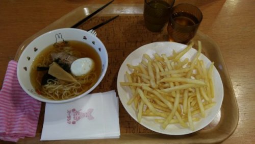 zurasia-ramen