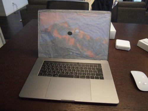 MacBookPro2016-12