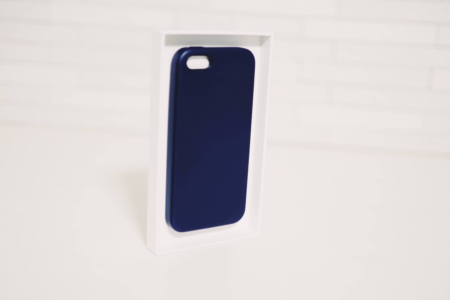 iPhone-SE-case-2