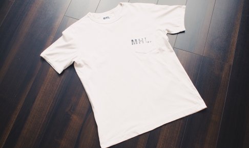 MHL.のTシャツ